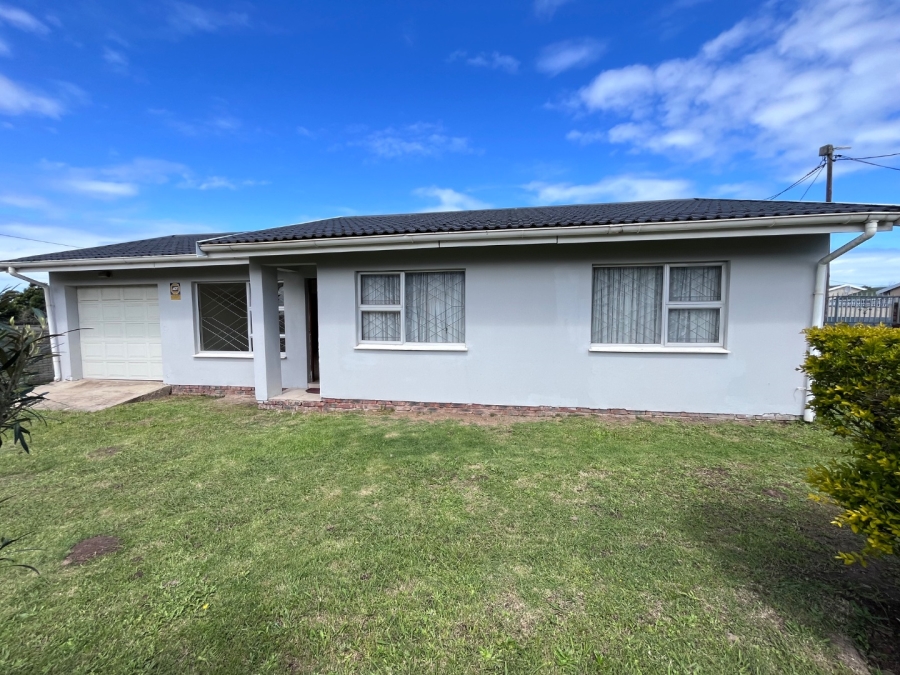 3 Bedroom Property for Sale in Haven Hills Eastern Cape